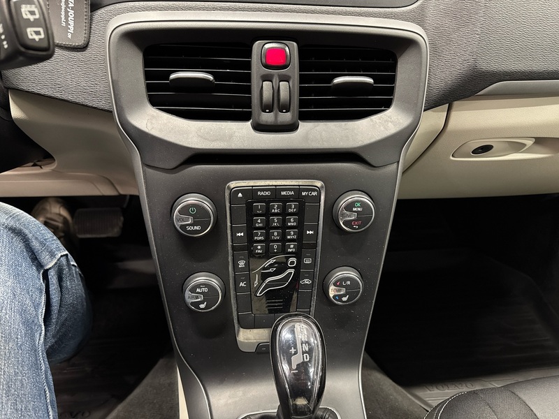 Volvo V40 vaihtoauto