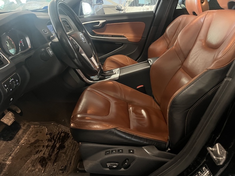 Volvo V60 vaihtoauto