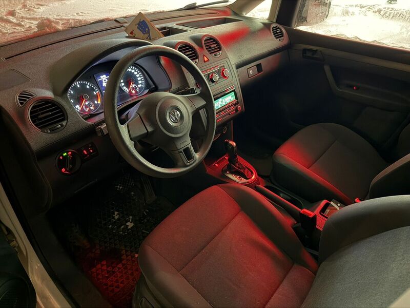 Volkswagen Caddy Maxi vaihtoauto