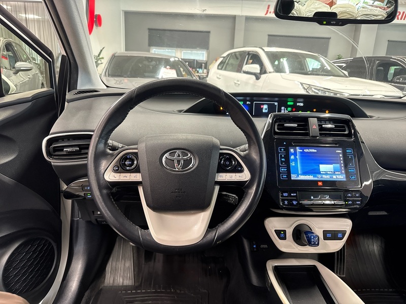 Toyota Prius vaihtoauto