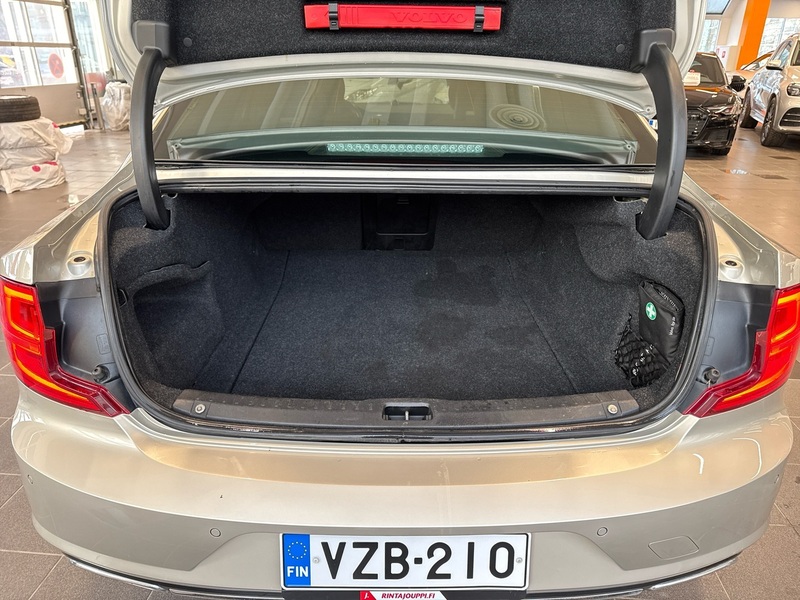 Volvo S90 vaihtoauto