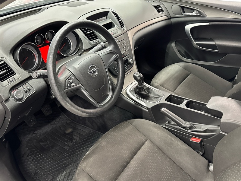 Opel Insignia vaihtoauto