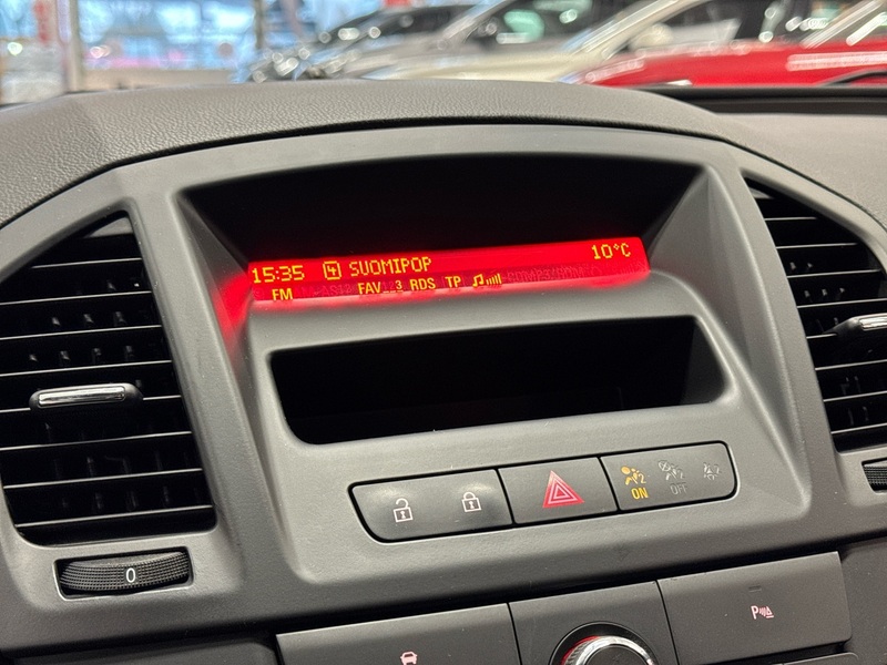 Opel Insignia vaihtoauto