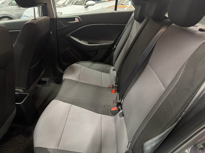 Hyundai i20 Hatchback vaihtoauto