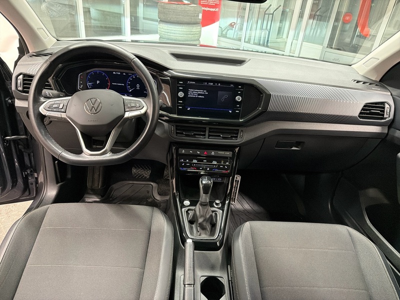 Volkswagen T-Cross vaihtoauto