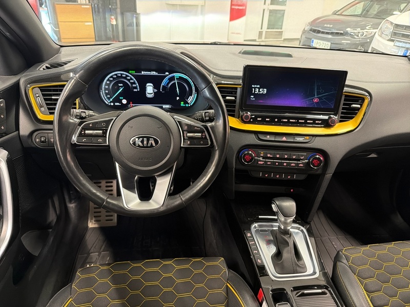 Kia XCeed vaihtoauto