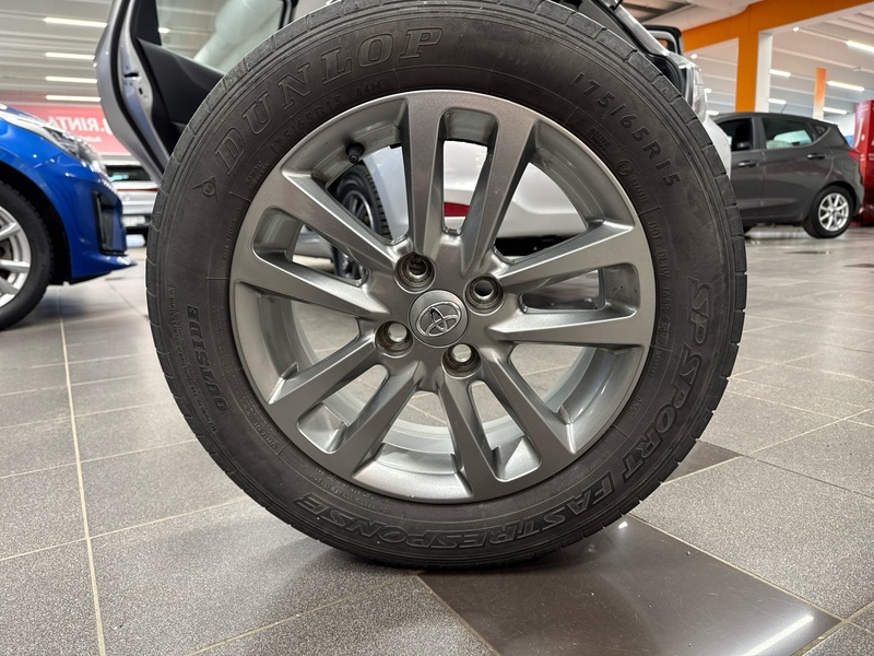 Toyota Yaris vaihtoauto