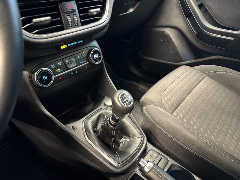 Ford Fiesta vaihtoauto