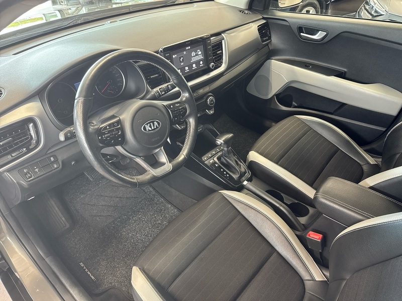 Kia Stonic vaihtoauto