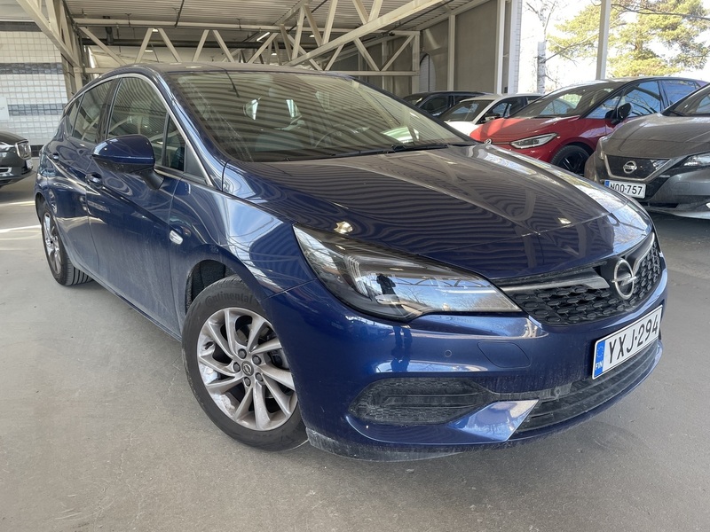 Opel Astra vaihtoauto