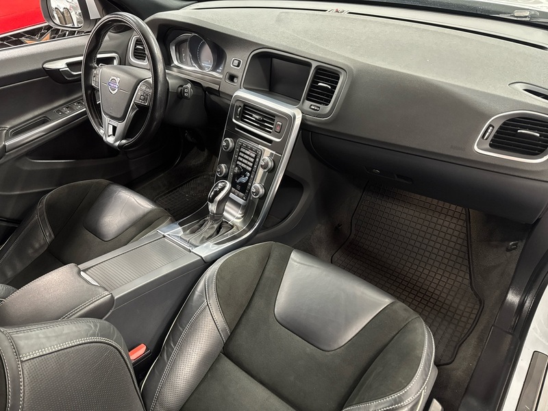 Volvo V60 vaihtoauto