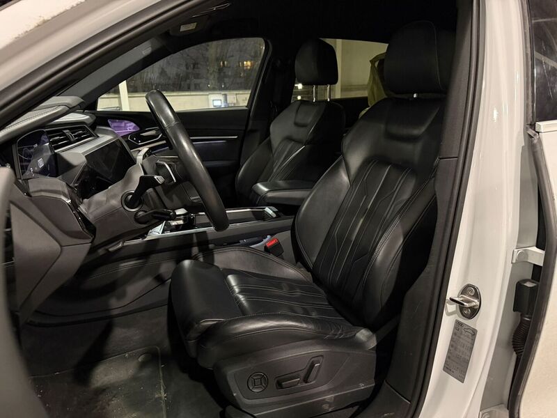 Audi e-tron vaihtoauto