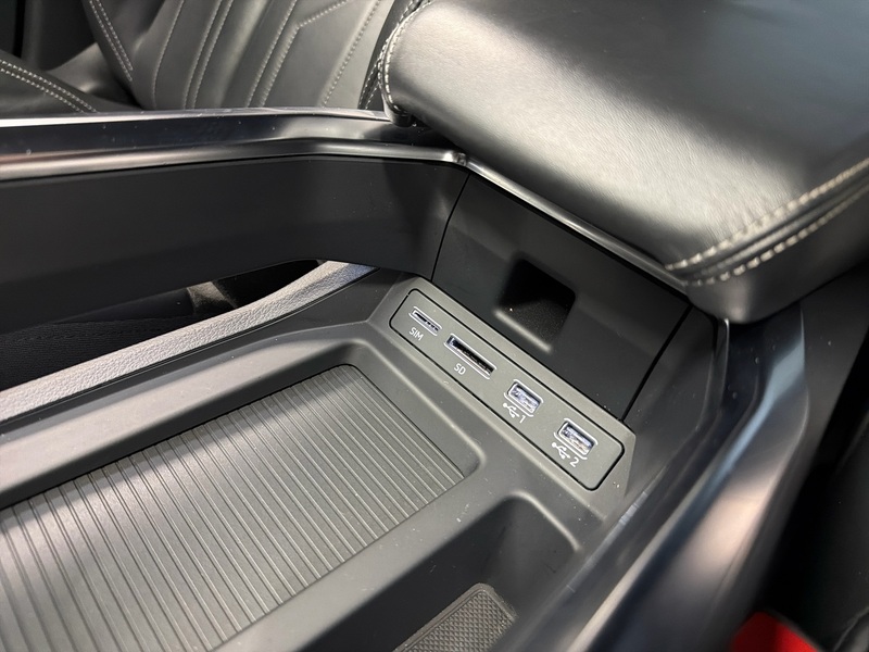 Audi e-tron vaihtoauto