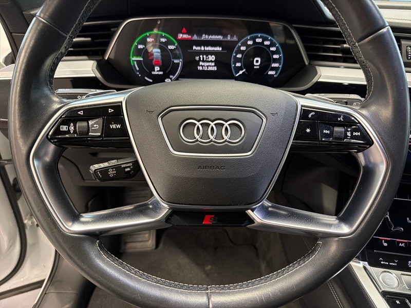 Audi e-tron vaihtoauto