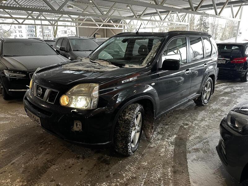 Nissan X-Trail vaihtoauto
