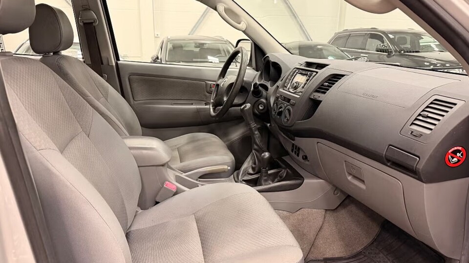 Toyota Hilux vaihtoauto