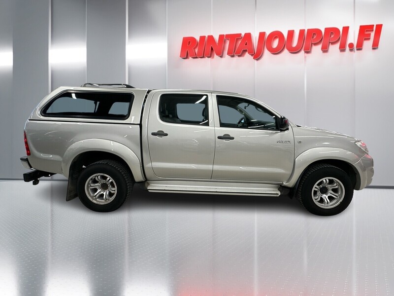 Toyota Hilux vaihtoauto