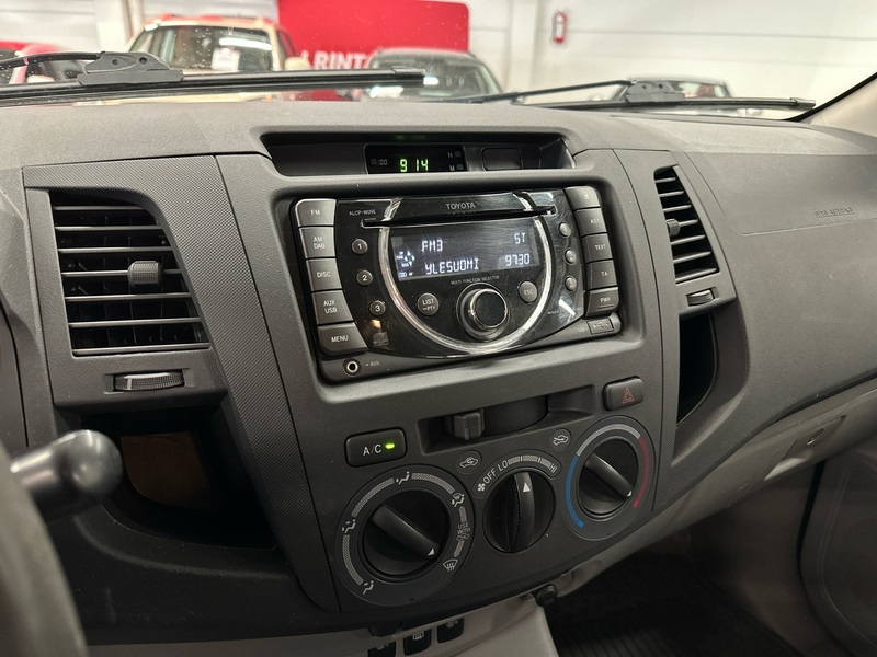 Toyota Hilux vaihtoauto