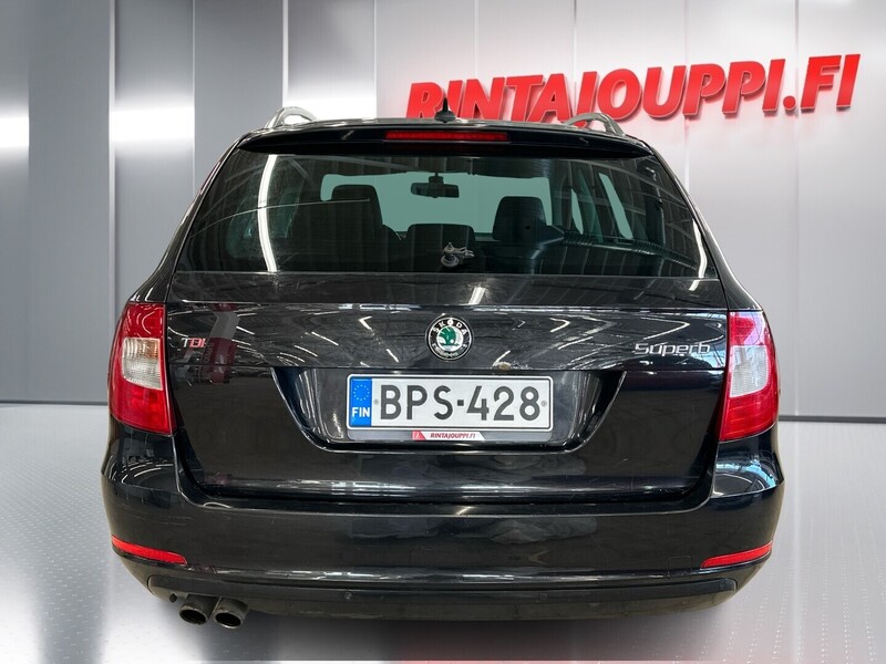 Skoda Superb vaihtoauto