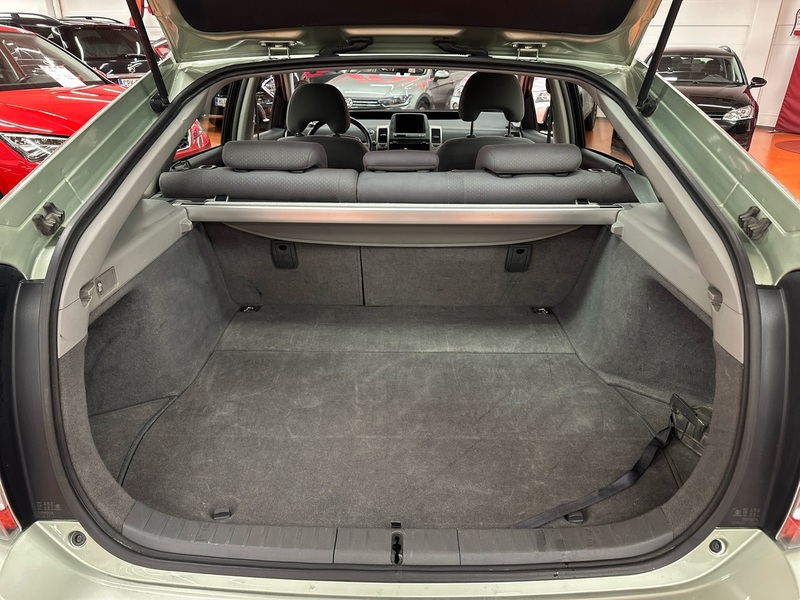 Toyota Prius vaihtoauto