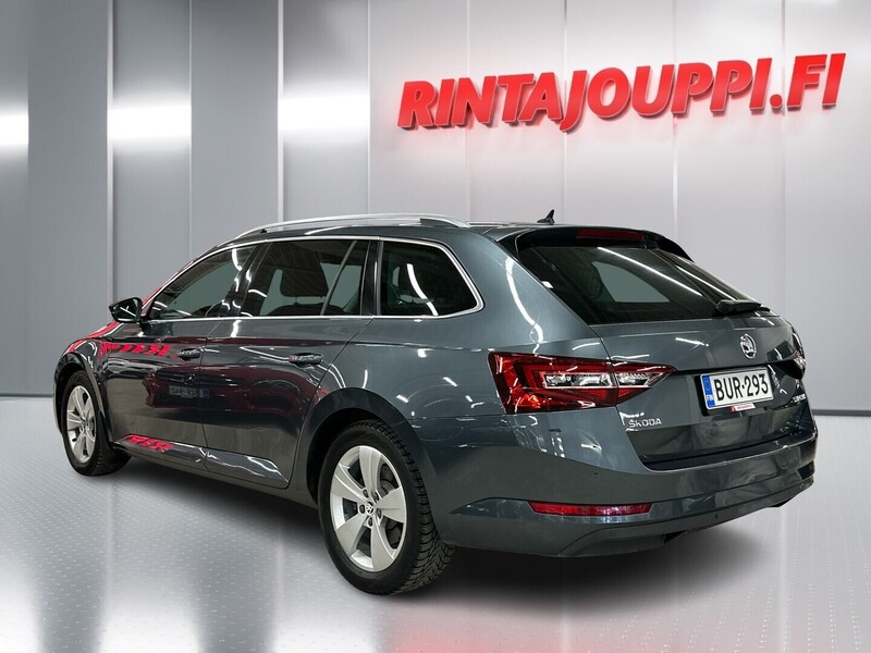 Skoda Superb vaihtoauto