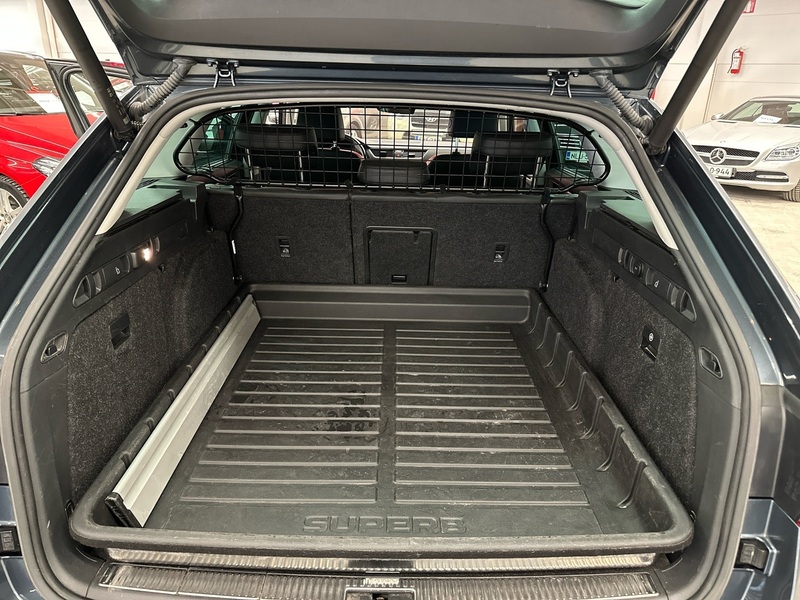 Skoda Superb vaihtoauto