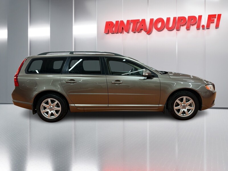 Volvo V70 vaihtoauto