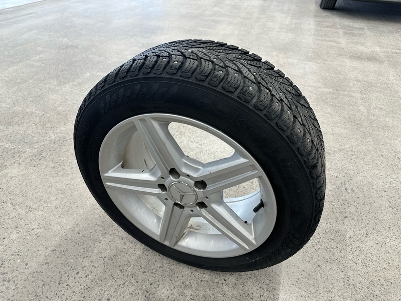 Mercedes-Benz C vaihtoauto