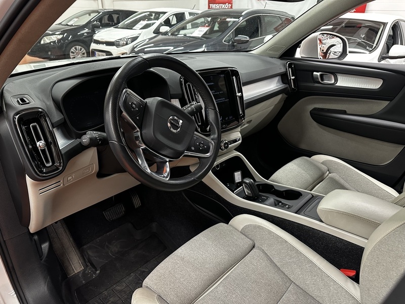 Volvo XC40 vaihtoauto