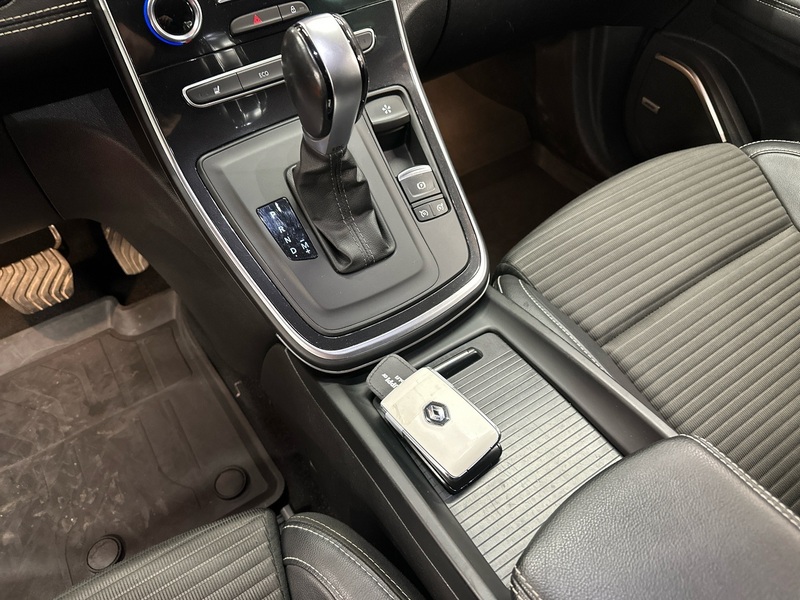 Renault Grand Scénic vaihtoauto