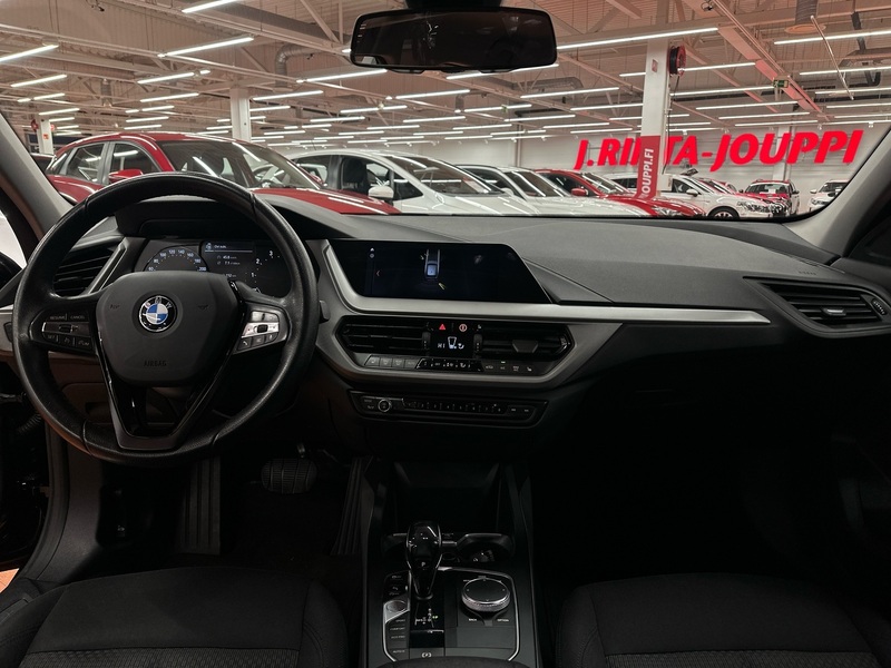 BMW 118 vaihtoauto
