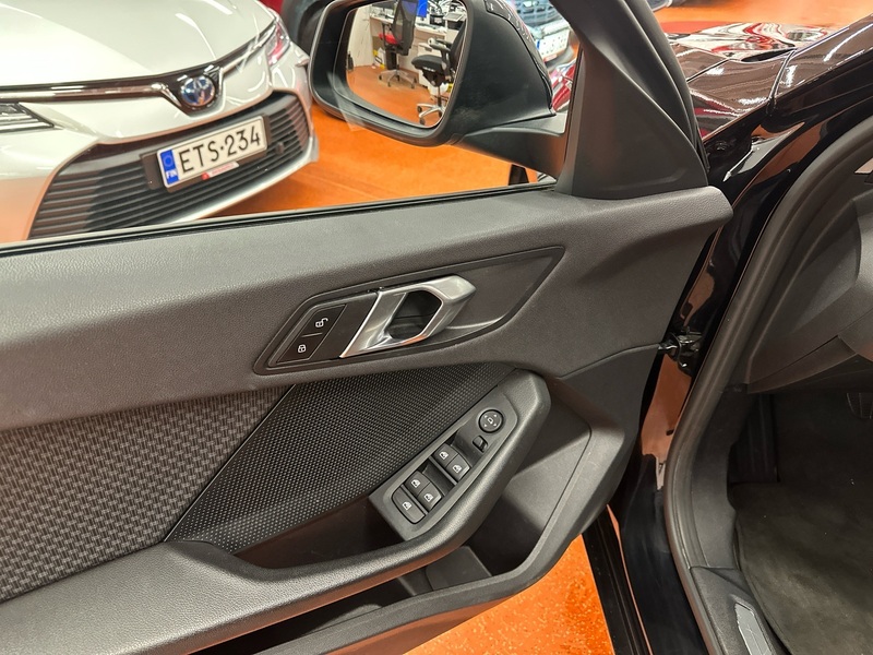 BMW 118 vaihtoauto