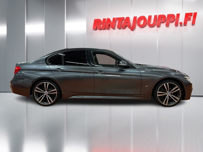 BMW 330 vaihtoauto
