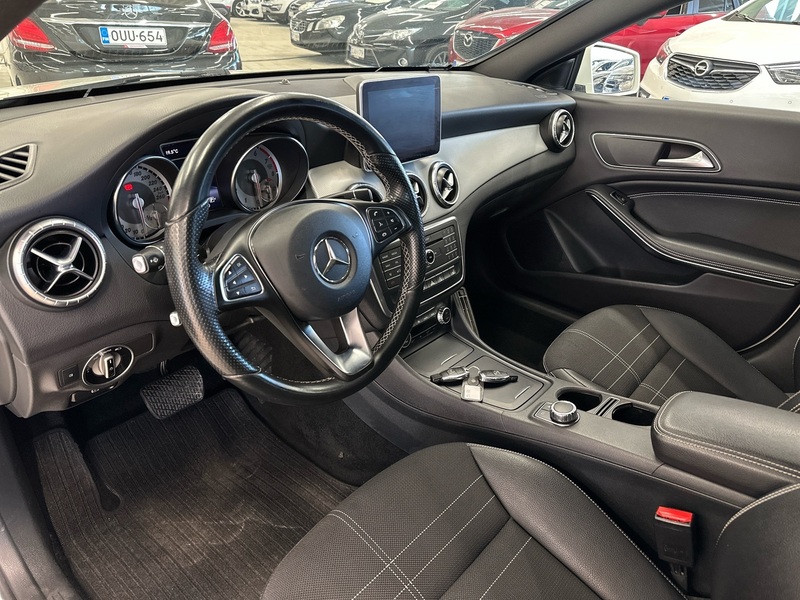 Mercedes-Benz CLA-sarja vaihtoauto