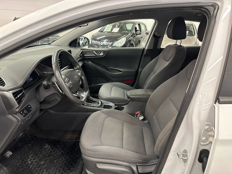 Hyundai IONIQ hybrid vaihtoauto