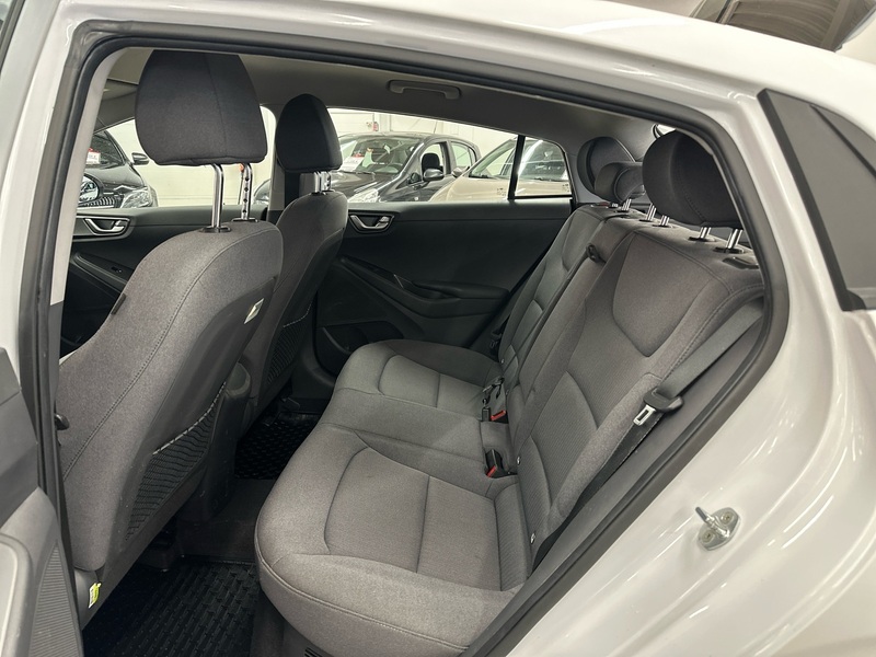 Hyundai IONIQ hybrid vaihtoauto