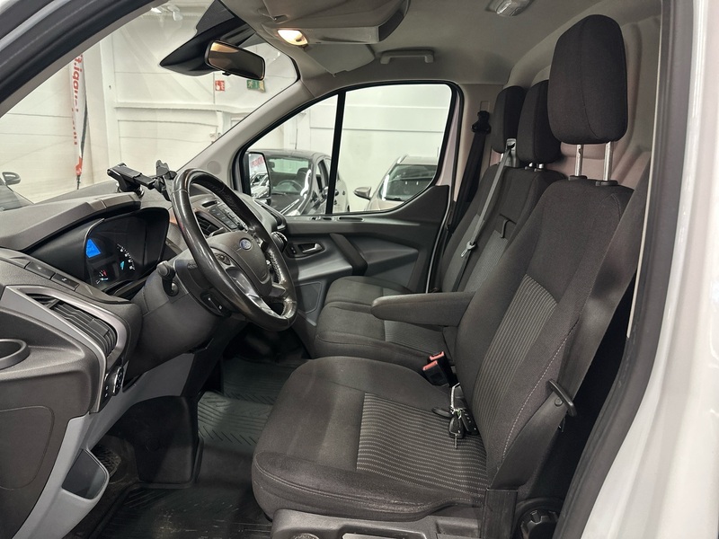 Ford Transit Custom vaihtoauto