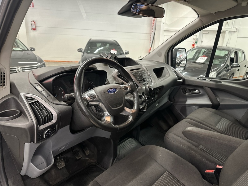 Ford Transit Custom vaihtoauto