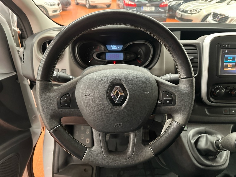 Renault Trafic vaihtoauto