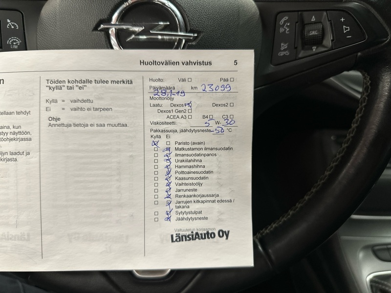 Opel Astra vaihtoauto