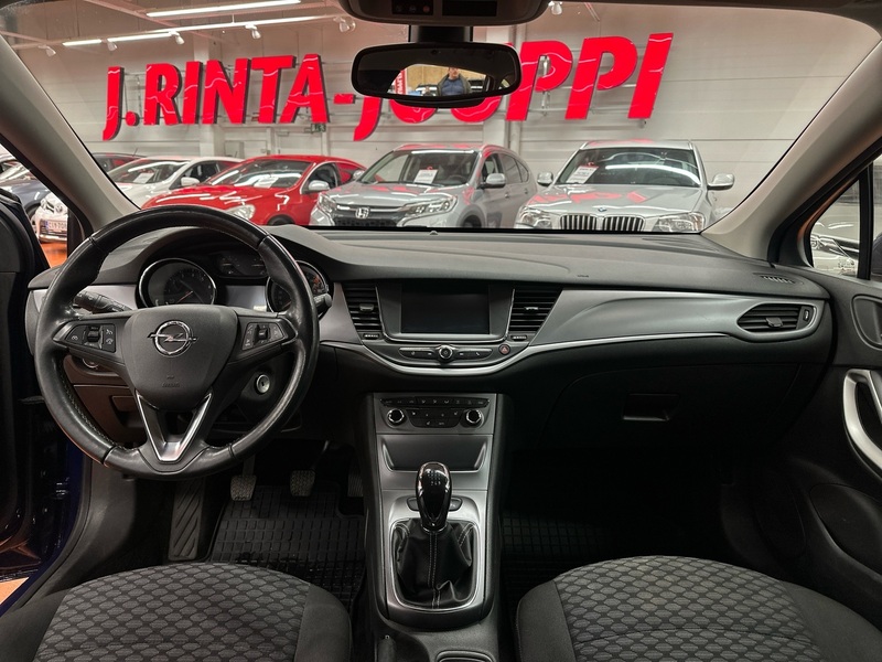 Opel Astra vaihtoauto