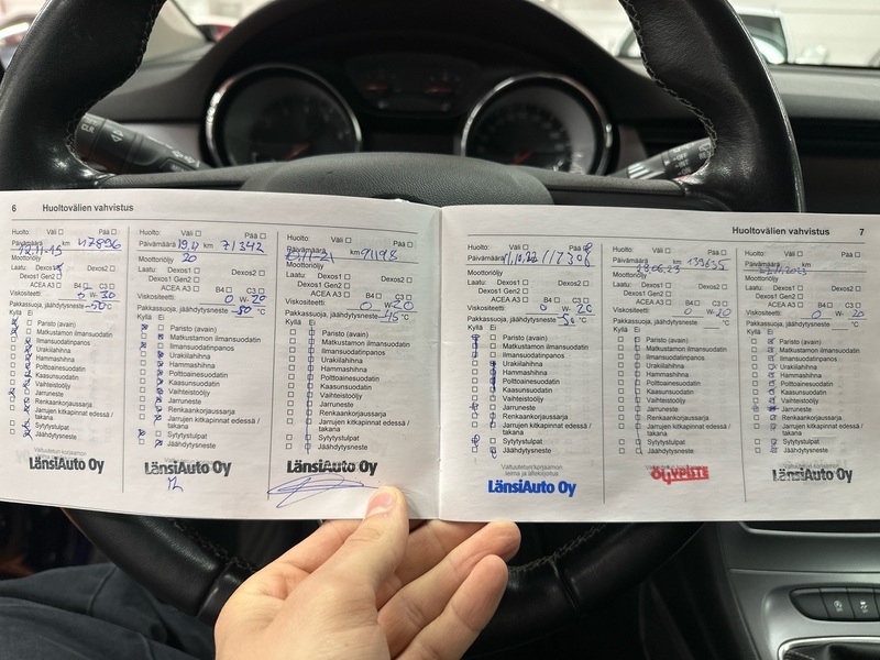 Opel Astra vaihtoauto