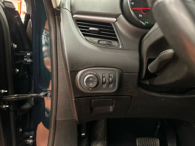 Opel Zafira Tourer vaihtoauto