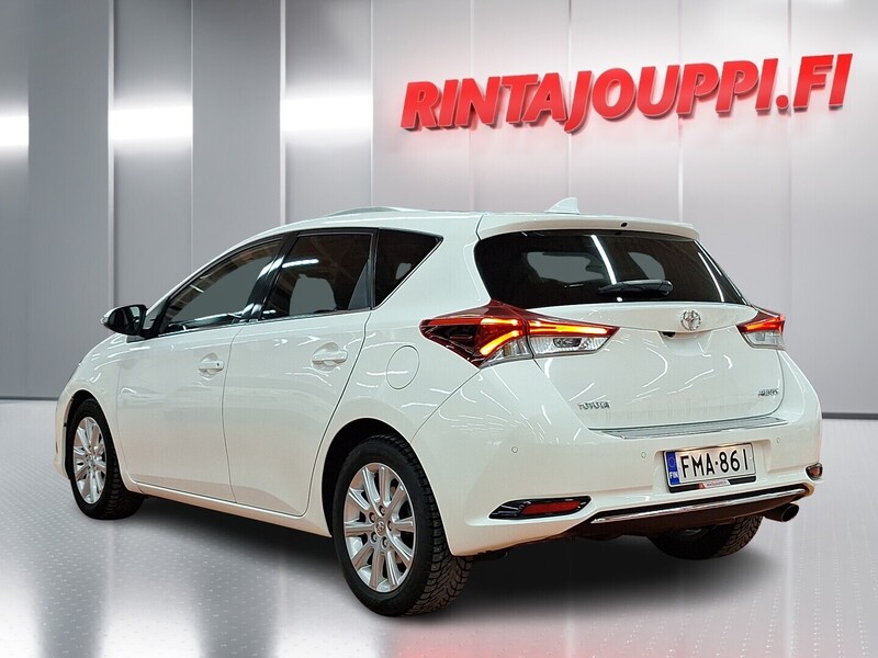 Toyota Auris vaihtoauto