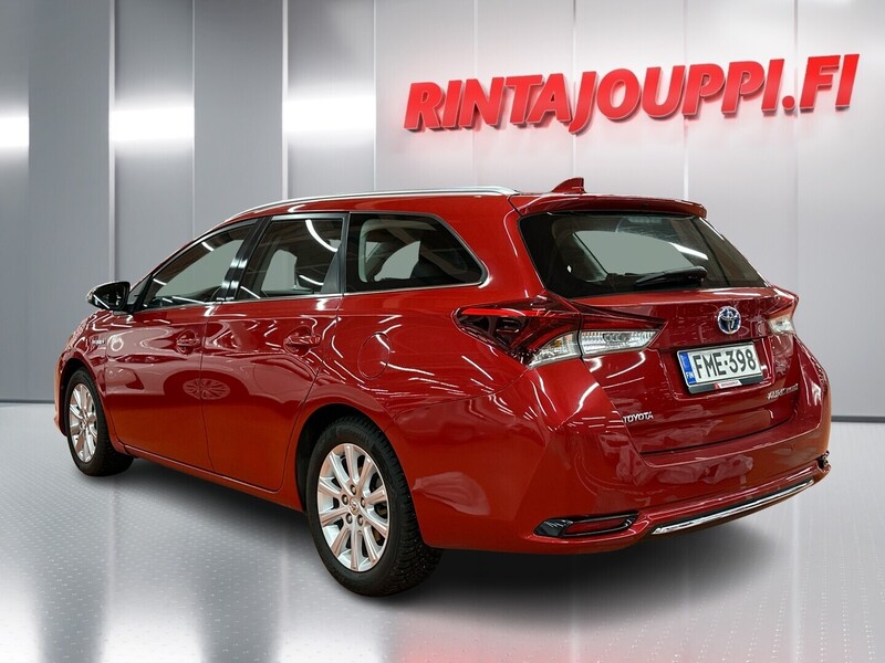 Toyota Auris vaihtoauto