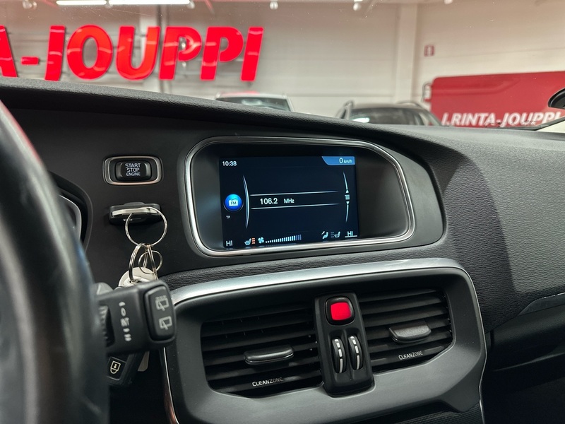 Volvo V40 vaihtoauto