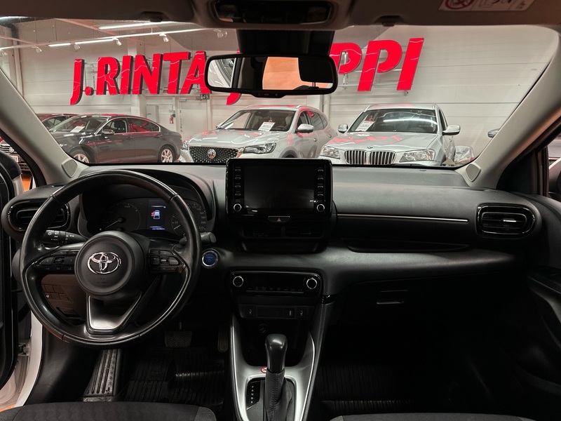 Toyota Yaris vaihtoauto