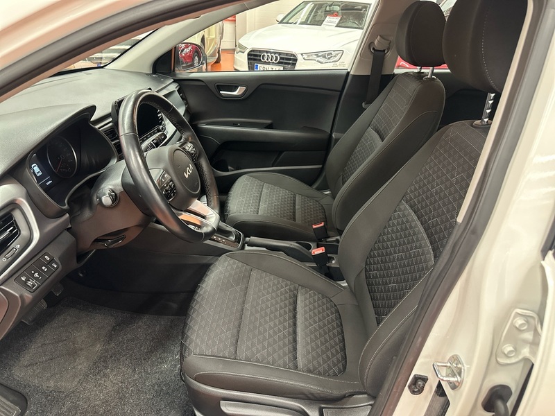 Kia Rio vaihtoauto