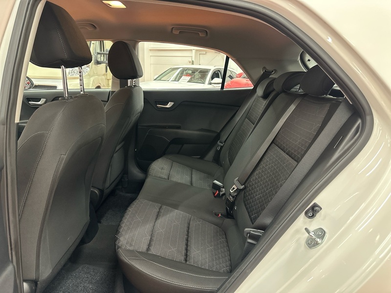 Kia Rio vaihtoauto