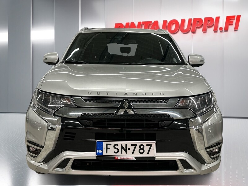 Mitsubishi Outlander PHEV vaihtoauto